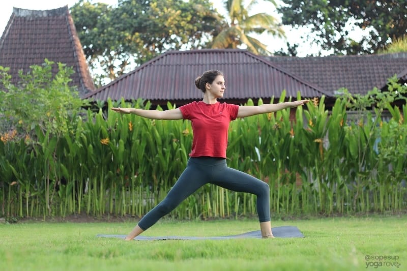 Simple Yoga Poses For Beginners To Start Their Yoga Journey