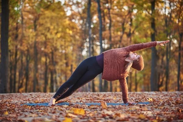 Autumn Yoga Flow for Balance and Focus